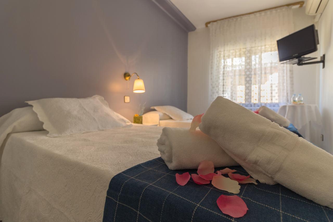Hostal Arribes Del Duero Fermoselle Exterior foto