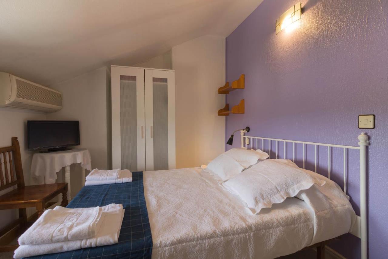 Hostal Arribes Del Duero Fermoselle Exterior foto